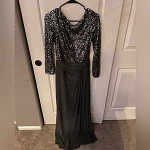 Ralph Lauren Evening Grey Sequin Long Evening Gown w/ Long Sleeves Size 8